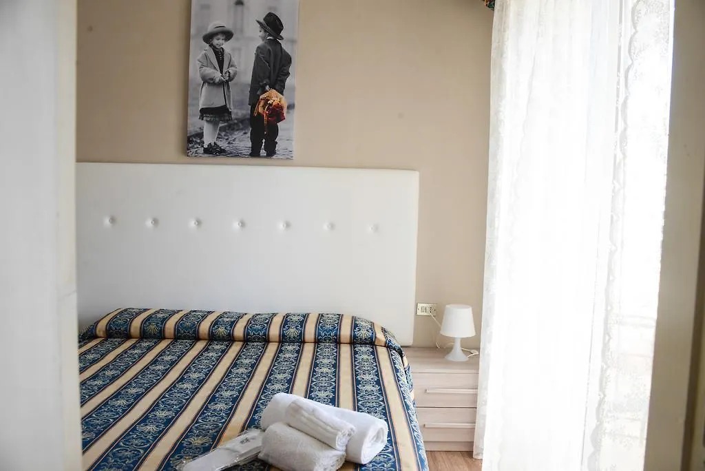***  Hotel Vergilius Riccione Italien