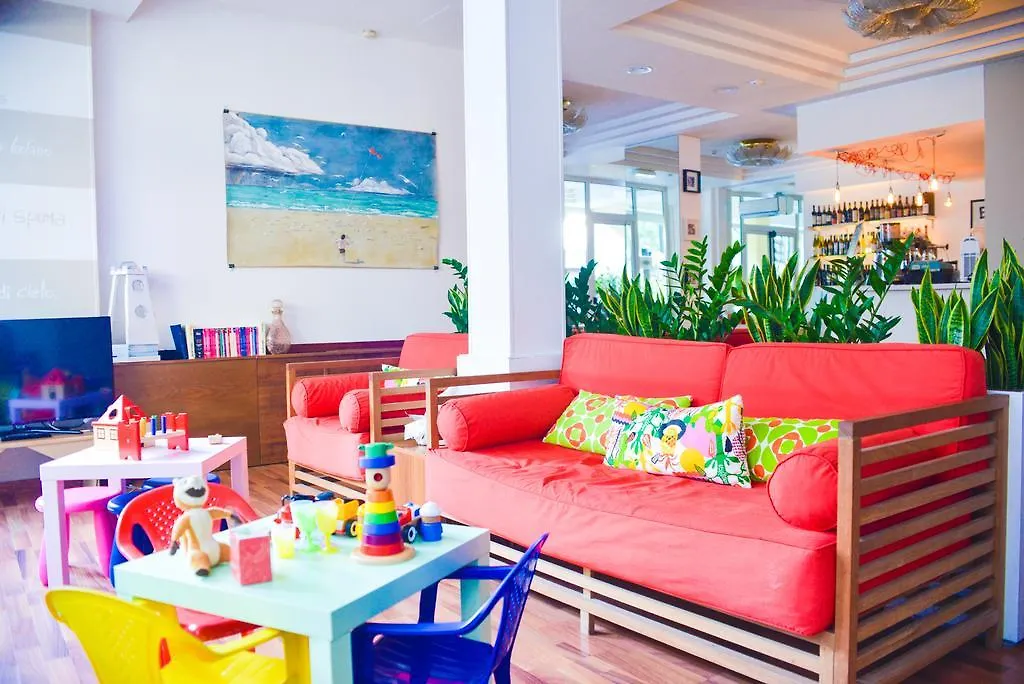 Hotel Vergilius Riccione 3*,
