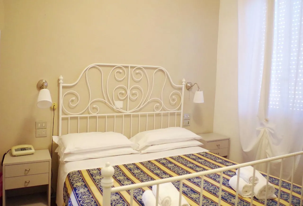 Hotel Vergilius Riccione Italien